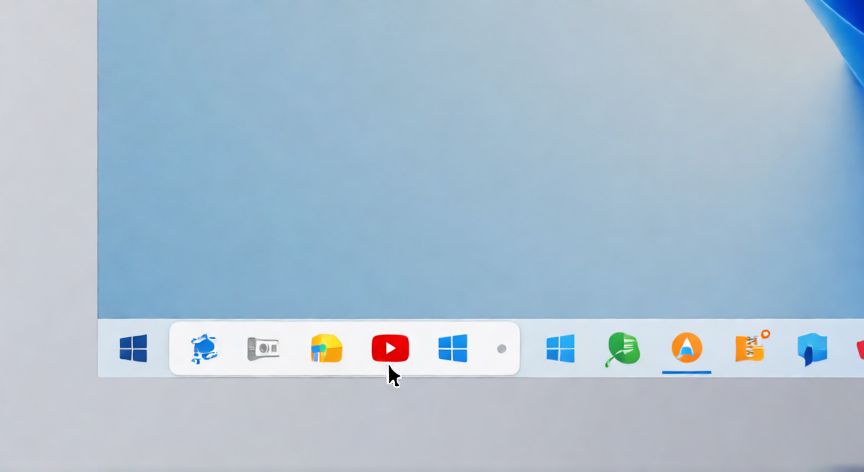 como encontrar youtube en una computadora, Icono de YouTube fijado en la barra de tareas de Windows junto a otras aplicaciones