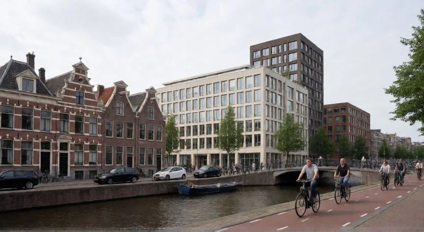 diferencia entre holanda y países bajos, Vista urbana de los Países Bajos mostrando la diversidad arquitectónica