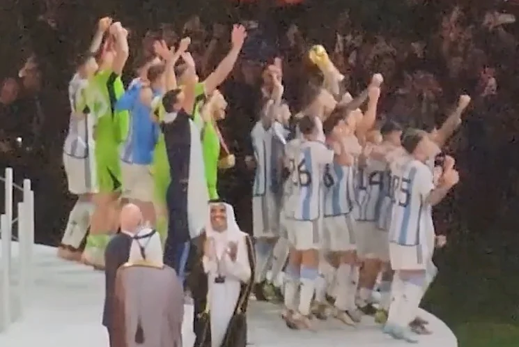 mejor pais en futbol, Argentina celebra su título de campeón del Mundial 2022 tras la final con Francia