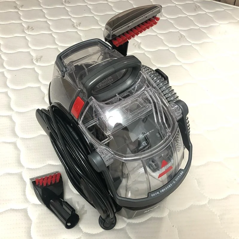 mejor producto para limpiar alfombras, Limpiador portátil con manguera, tanque de agua y cepillo para manchas en tapicería y sofás