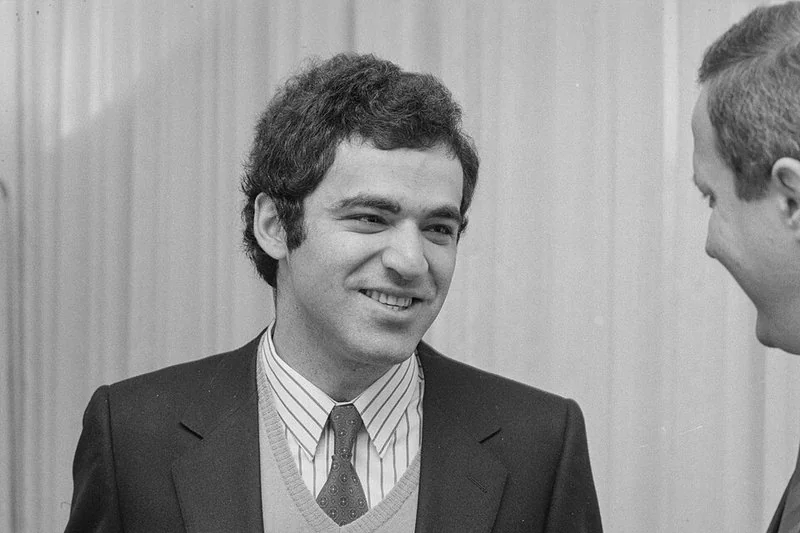 ordenador que venció a kasparov, Garri Kaspárov, campeón del mundo de ajedrez rival de Deep Blue, en 1987