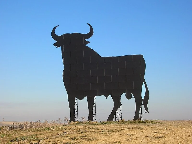 ¿Qué animal identifica a España? El toro, el león y la identidad zoológica española