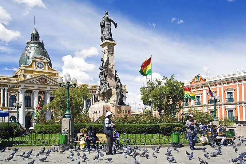 Plaza Murillo de La Paz, antigua Plaza 16 de Julio, escenario de la procesión cívica del 6 de noviembre de 1898